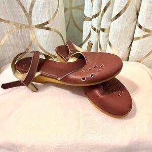 Vintage Cherokee of California sandals